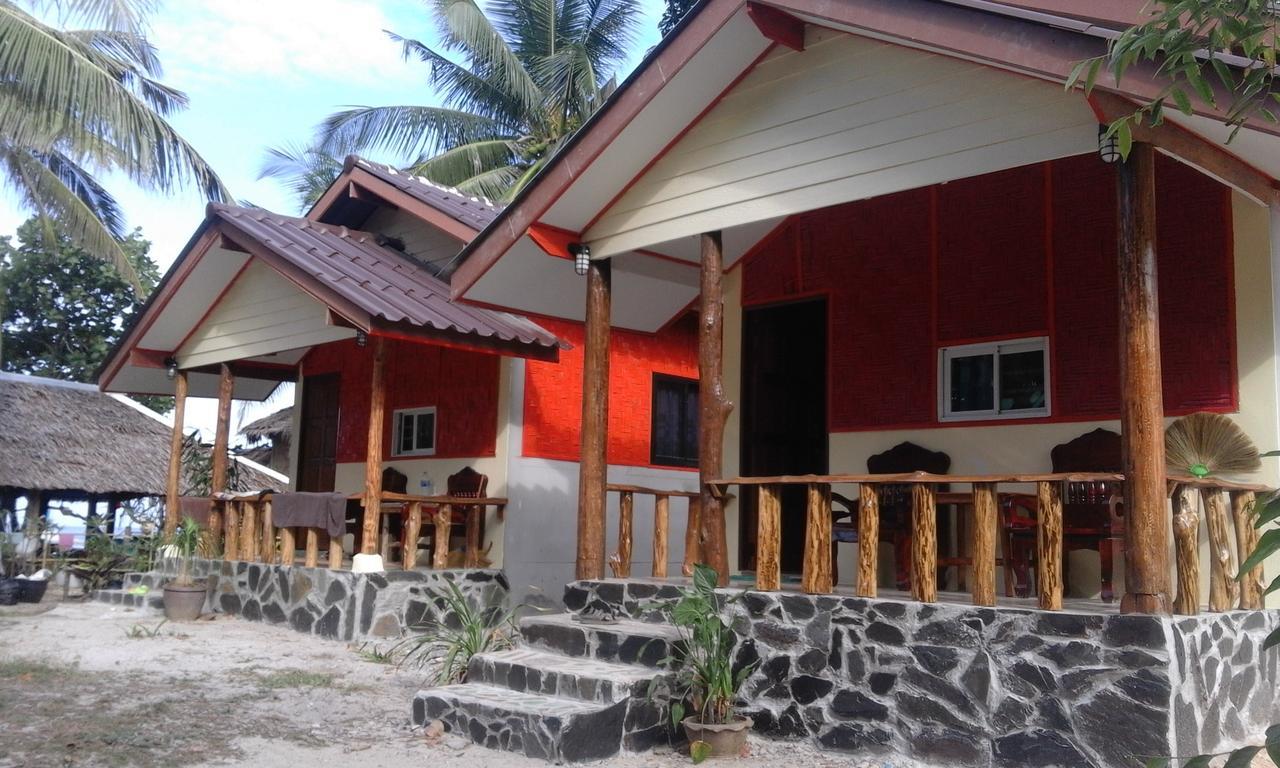 Relax Beach House Koh Lanta Exterior photo